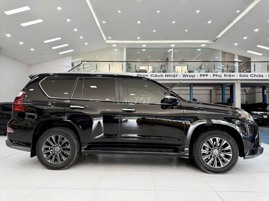 Lexus Gx 2021 photo 2