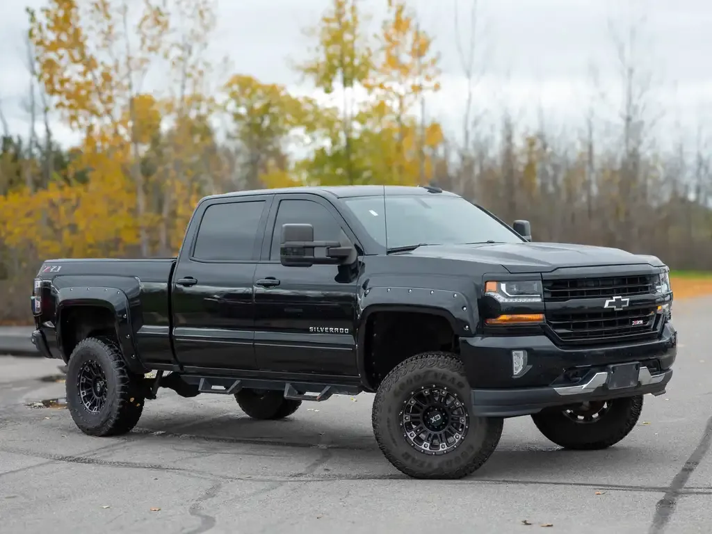 Chevrolet Silverado 1500 2018 photo 2