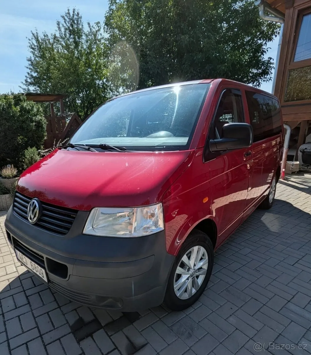 Volkswagen T5 2005 photo 2