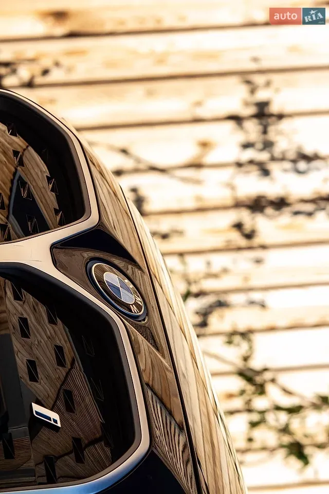 BMW I4 2023 photo 4
