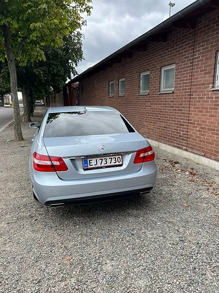 Mercedes-Benz E220 2012 photo 5