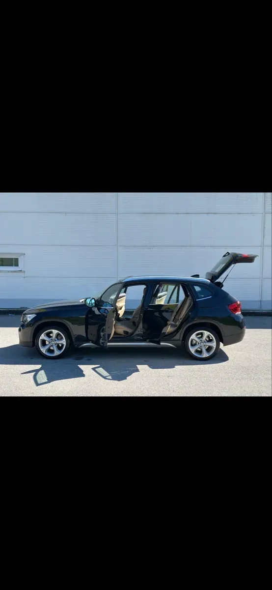 BMW X1 2012 photo 3