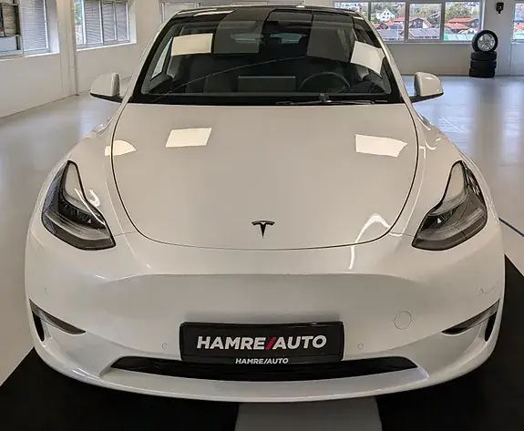 Tesla Model Y 2022 photo 2