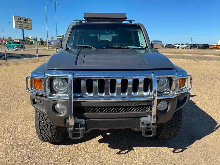 Hummer H3