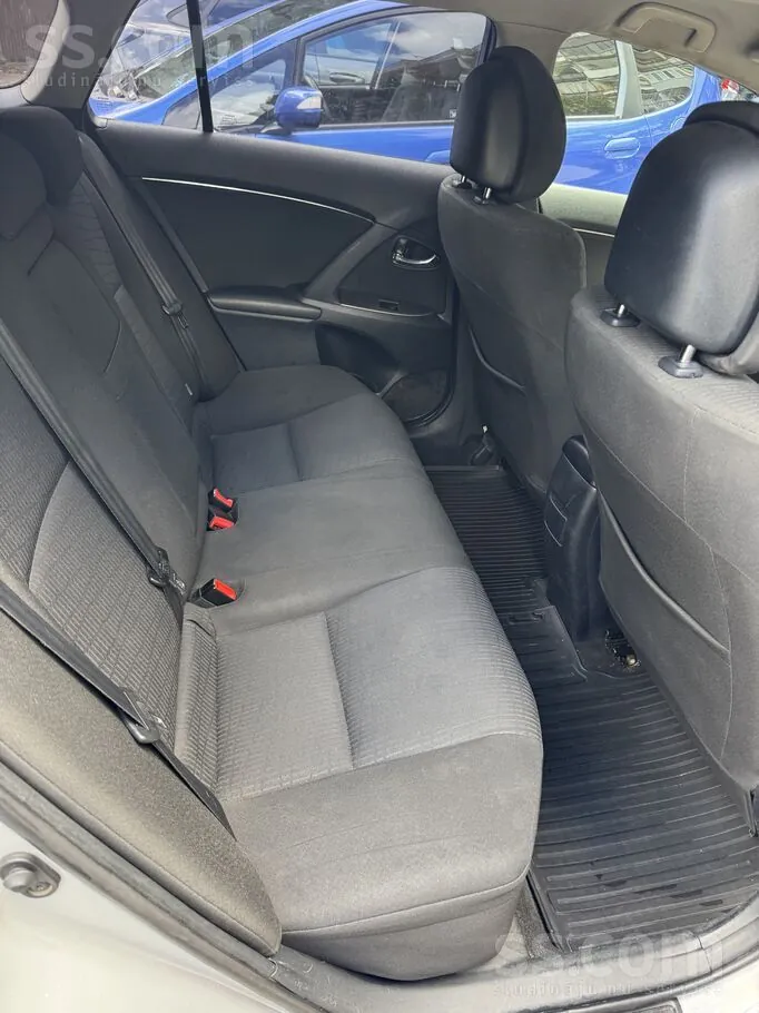 Toyota Avensis 2009 photo 5