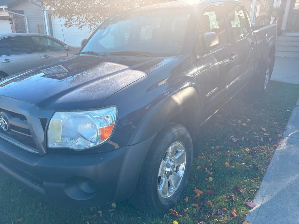 Toyota Tacoma 2005 photo 2