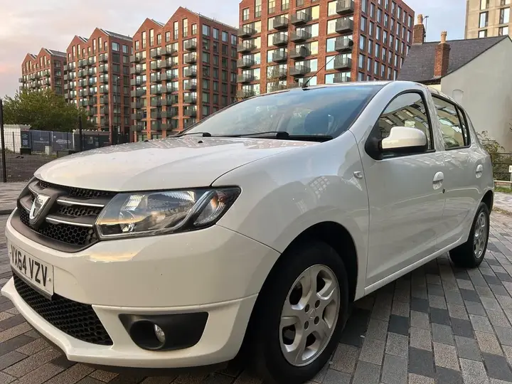 Dacia Sandero 2014 photo 4