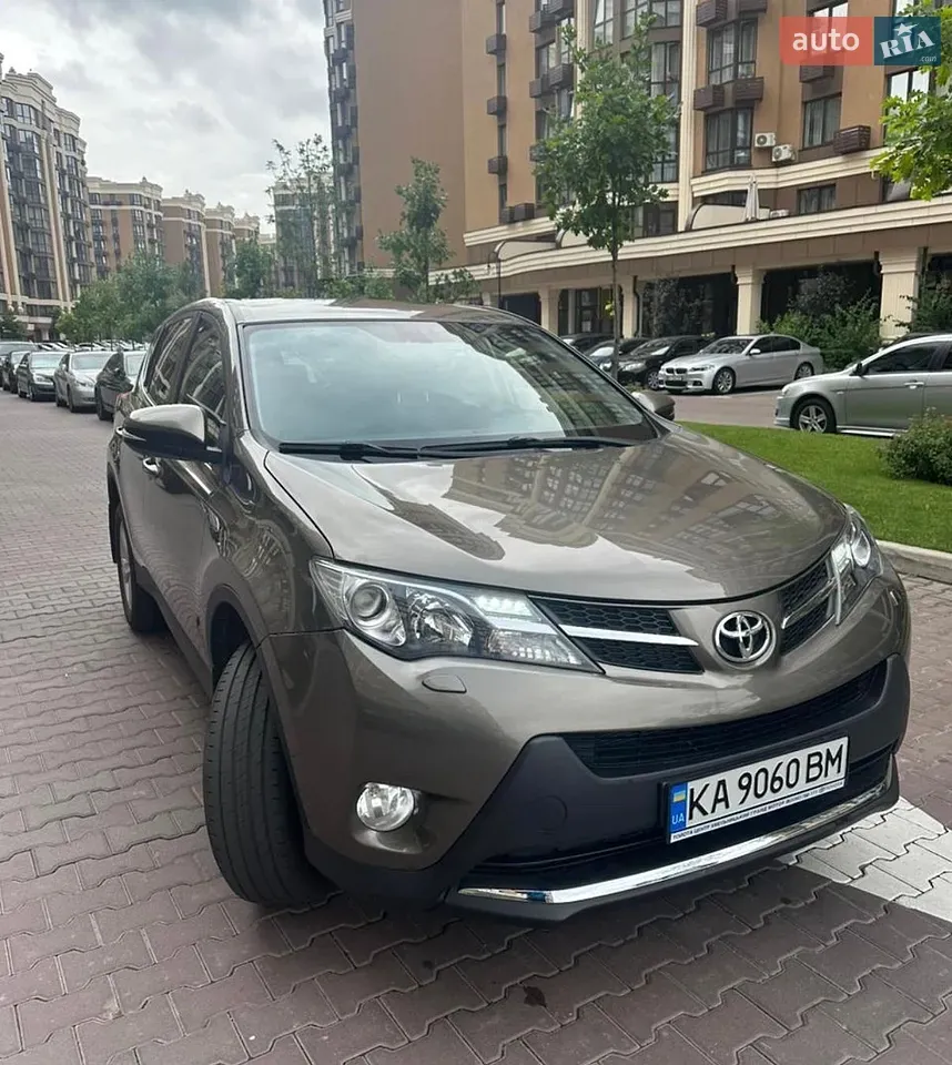 Toyota Rav4 2013 photo 3