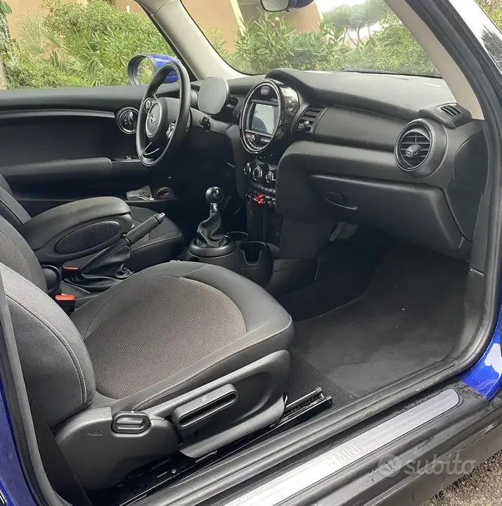 BMW Mini 2021 photo 3