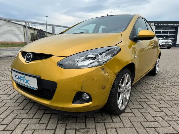 Mazda 2
