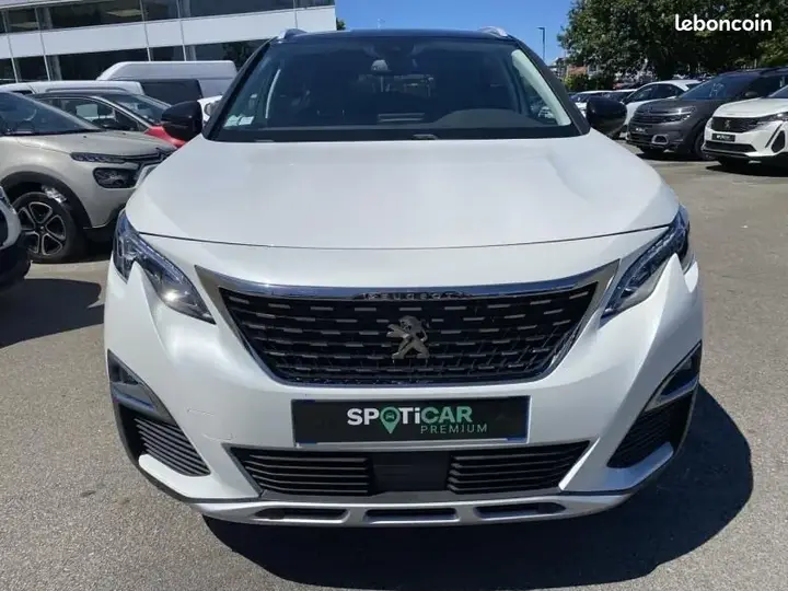 Peugeot 5008 2019 photo 3