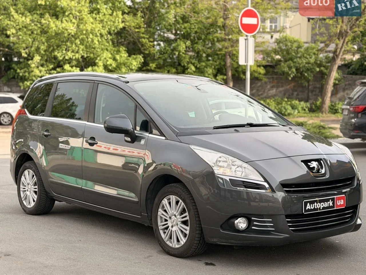 Peugeot 5008 2012 photo 3