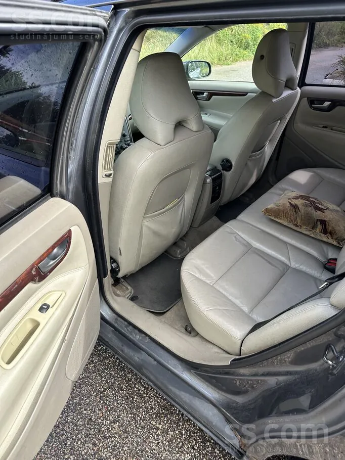 Volvo V70 2007 photo 4