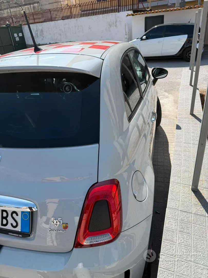 Abarth 595 2015 photo 3