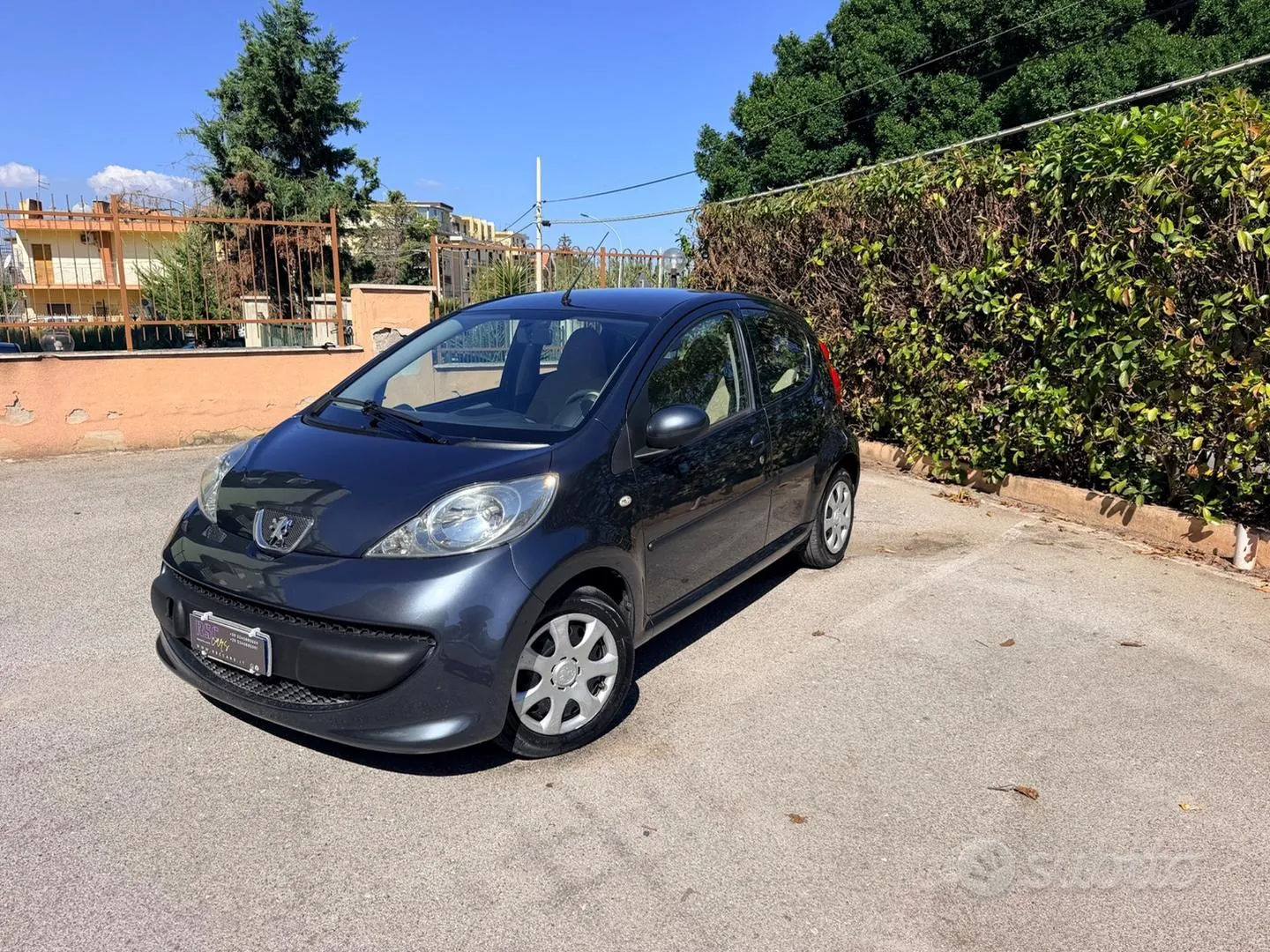 Peugeot 107 2008 photo 2