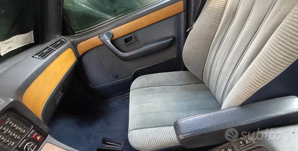 BMW 7 Series 1983 photo 5