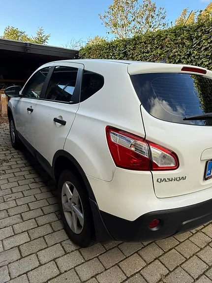 Nissan Qashqai 2012 photo 4