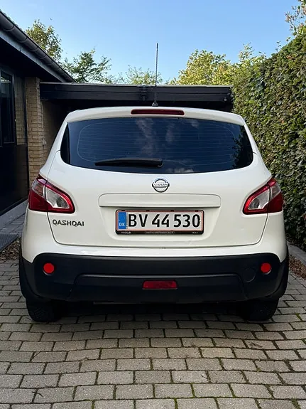Nissan Qashqai 2012 photo 3