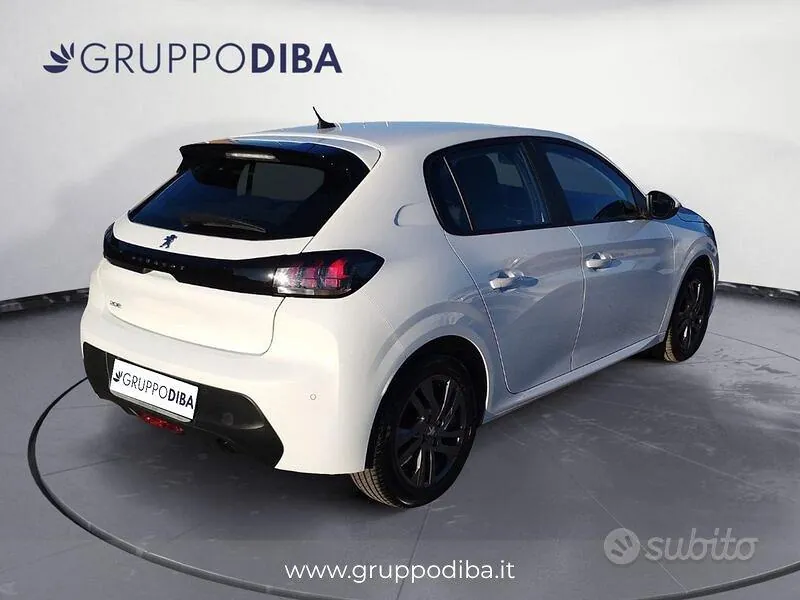 Peugeot 208 2021 photo 5