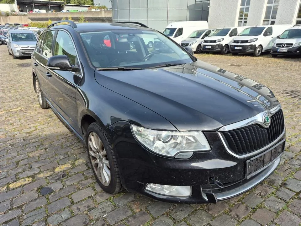Skoda Superb Combi