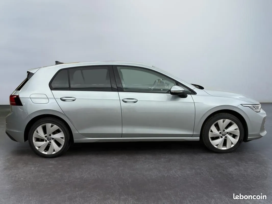 Volkswagen Golf 2024 photo 5
