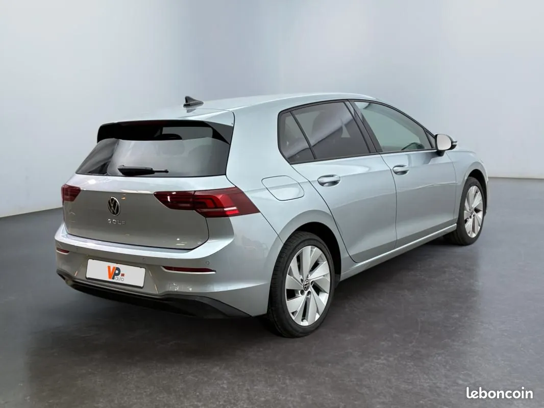 Volkswagen Golf 2024 photo 4