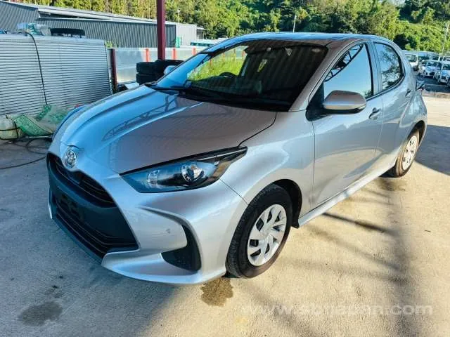 Toyota Yaris X 2022 photo 2