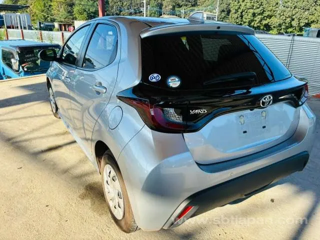Toyota Yaris X 2022 photo 3