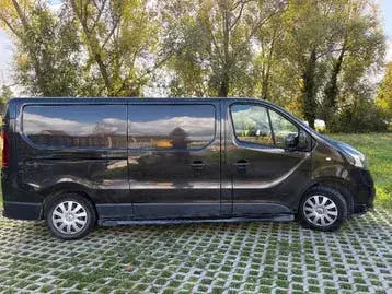 Nissan Nv300