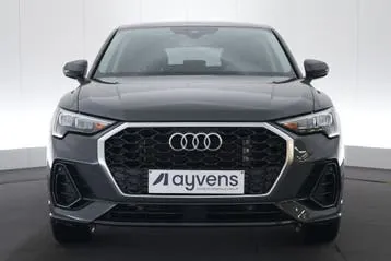 Audi Q3 2022 photo 2