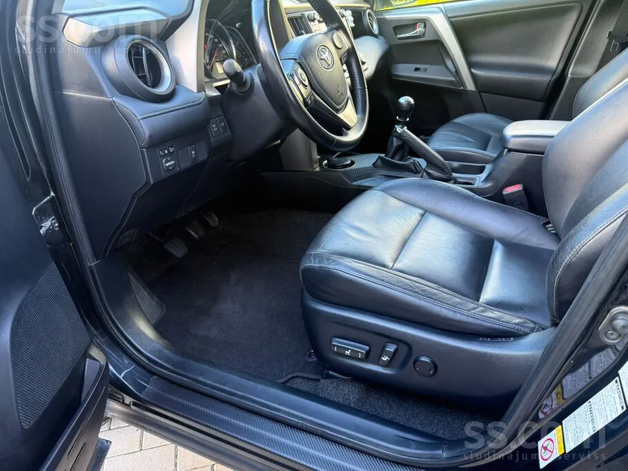 Toyota Rav4 2013 photo 3