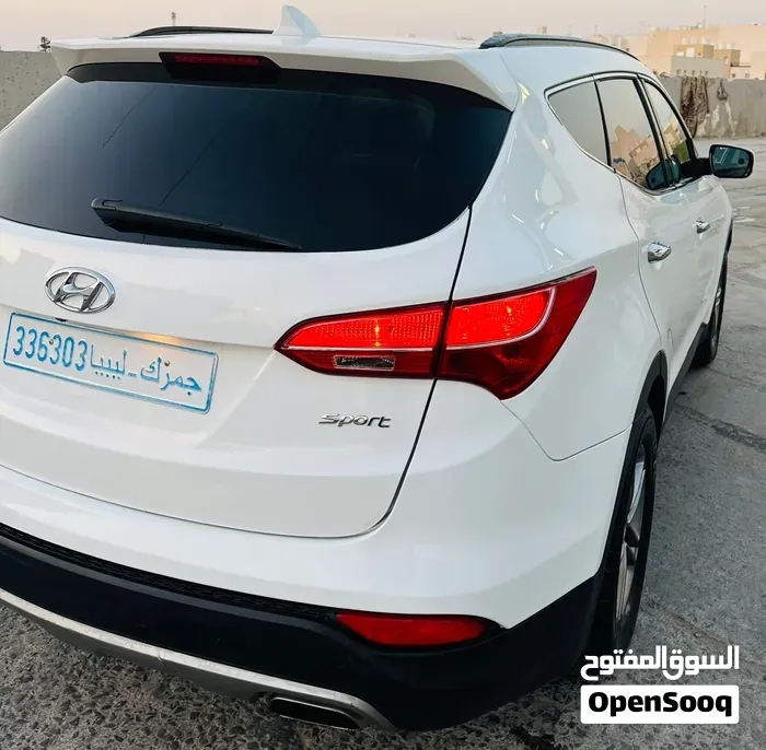 Hyundai Santa Fe 2017 photo 4