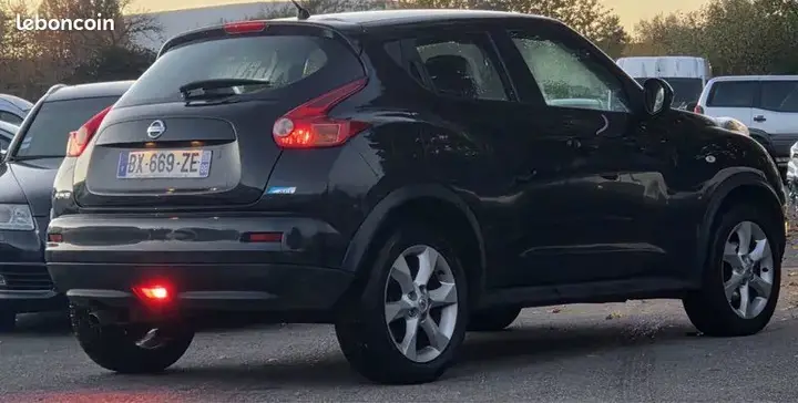 Nissan Juke 2011 photo 4