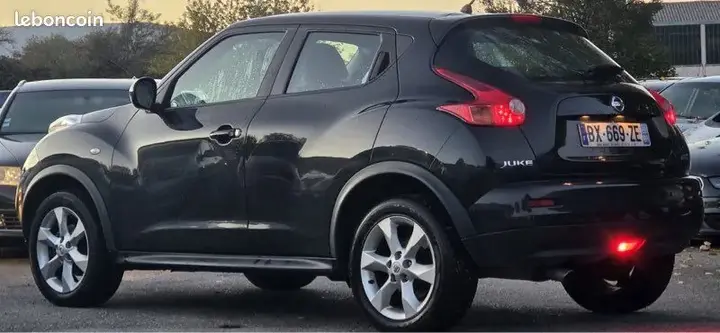 Nissan Juke 2011 photo 3