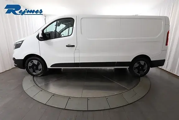 Renault Trafic 2027 photo 3