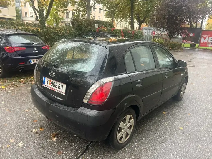 Kia Rio 2008 photo 3
