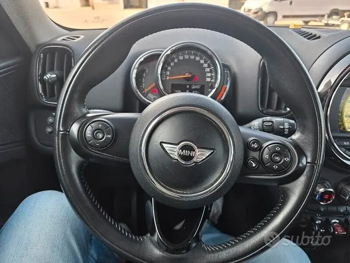 Mini Countryman 2018 photo 5