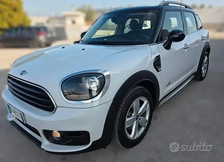 Mini Countryman 2018 photo 2