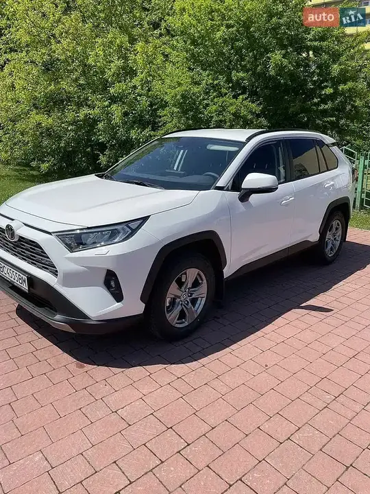 Toyota Rav4 2022 photo 5