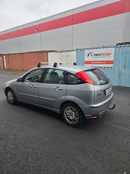 Ford Focus 2004 photo 4