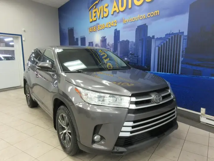 Toyota Highlander 2017 photo 3