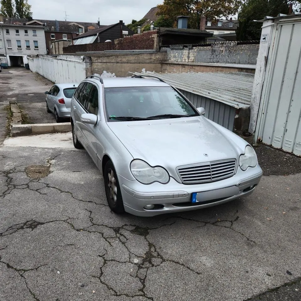 Mercedes-Benz C 180