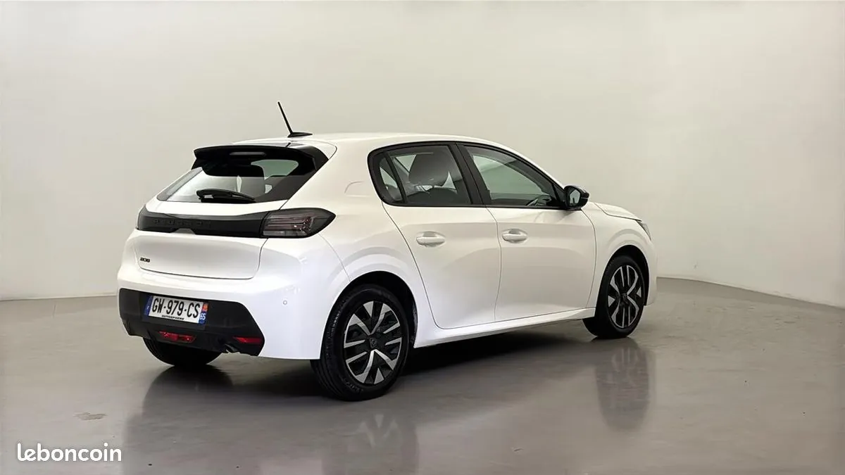 Peugeot 208 2024 photo 5