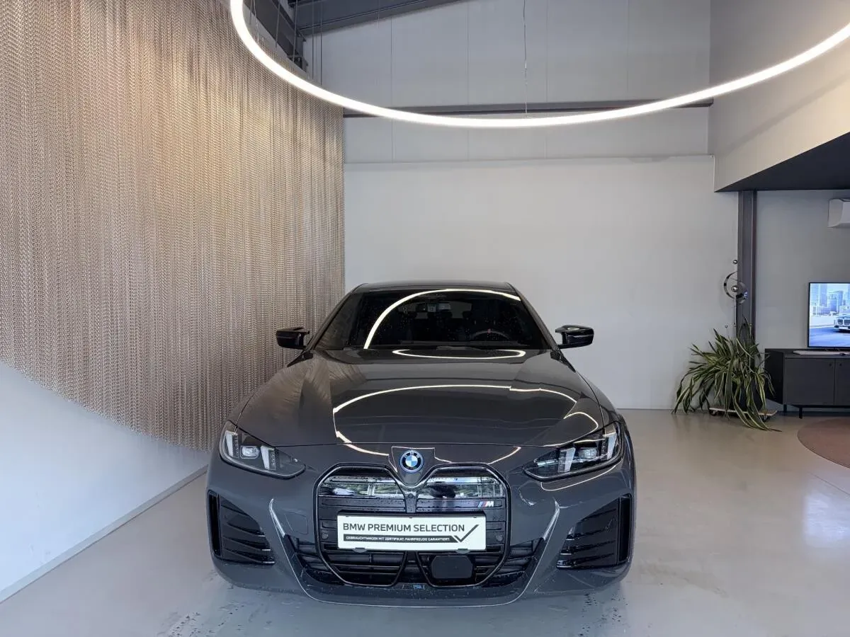 BMW I4 2025 photo 2