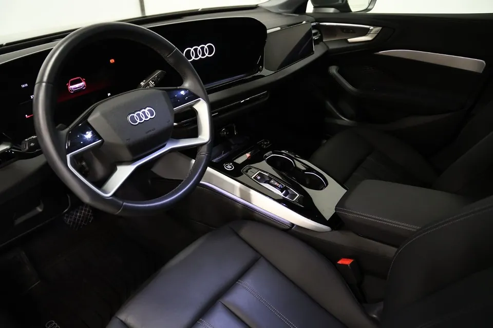 Audi A5 2025 photo 2