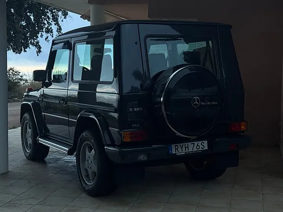 Mercedes-Benz G320 1997 photo 4