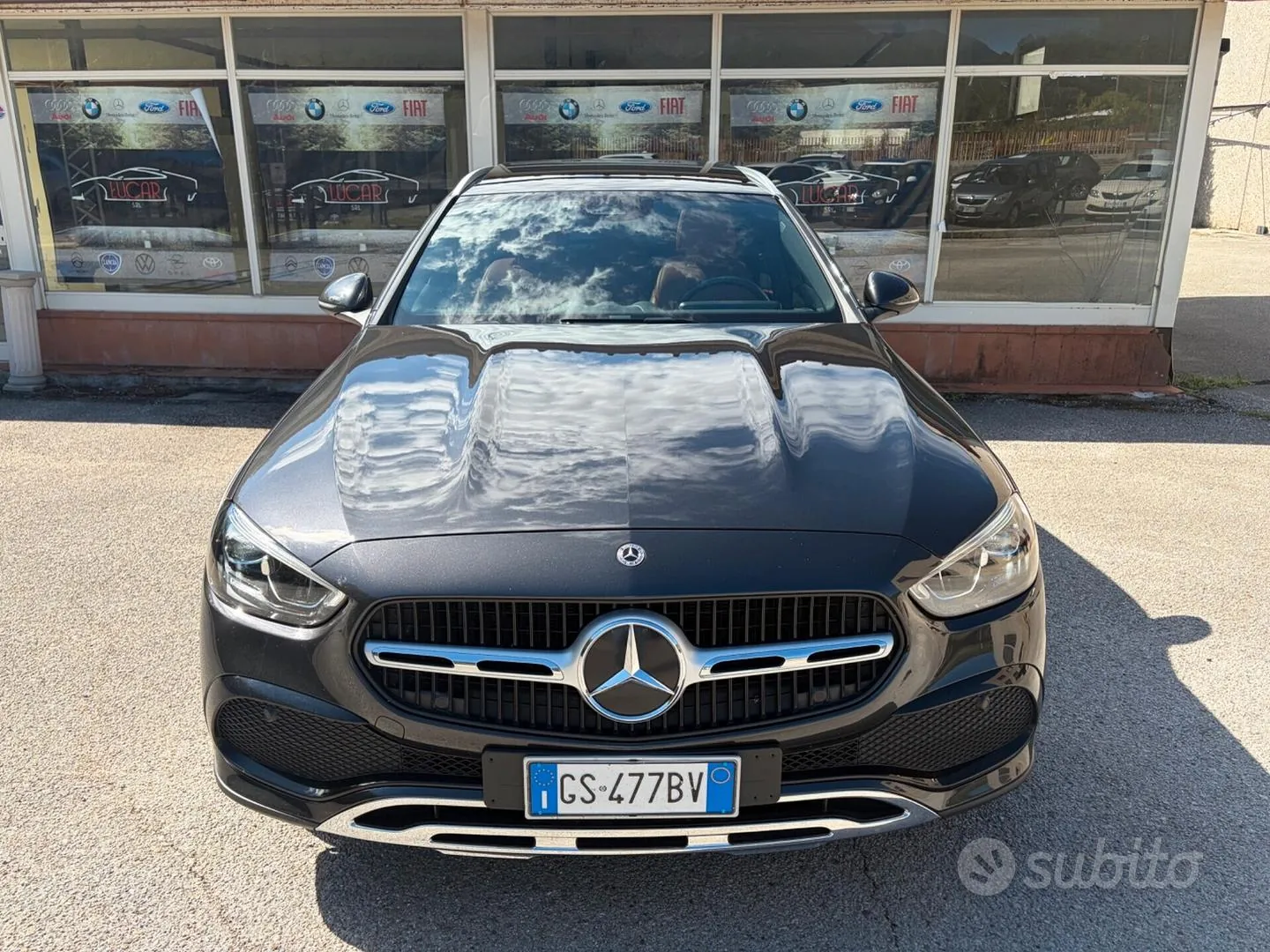 Mercedes-Benz C-Class 2023 photo 2