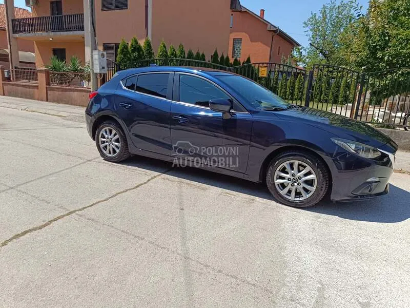 Mazda 3 2015 photo 5