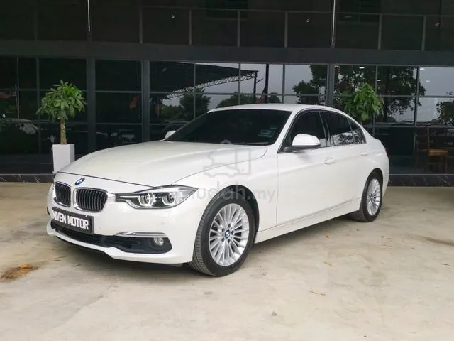 BMW 318I
