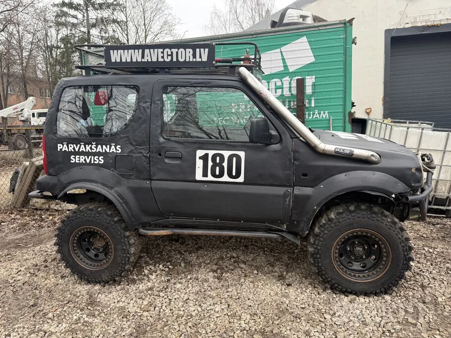 Suzuki Jimny 2006 photo 2